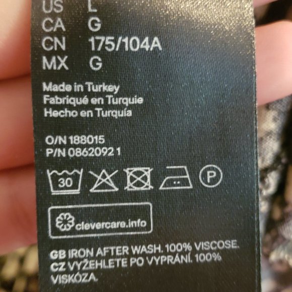 Maternity wrap dress - Picture 3 of 3